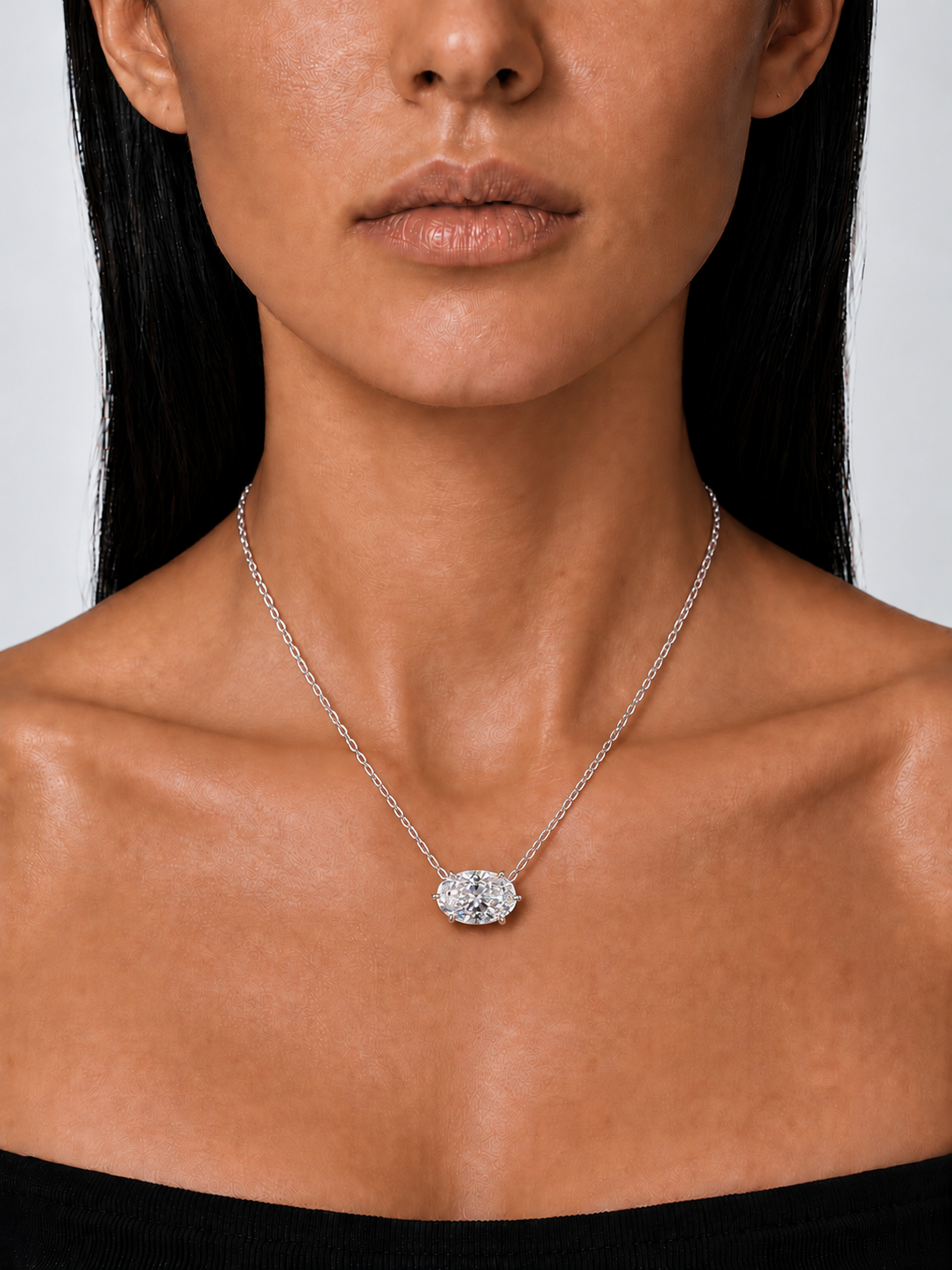 The Aurelia Oval Diamond Necklace