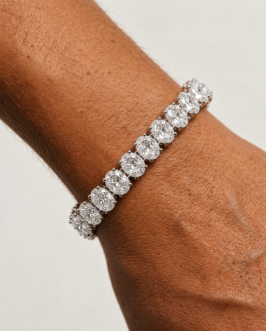 18ct White Gold Oval Diamond Tennis Bracelet